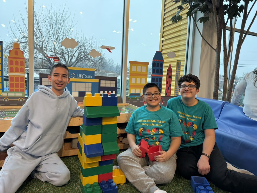 CMS Friday Friends tweet media