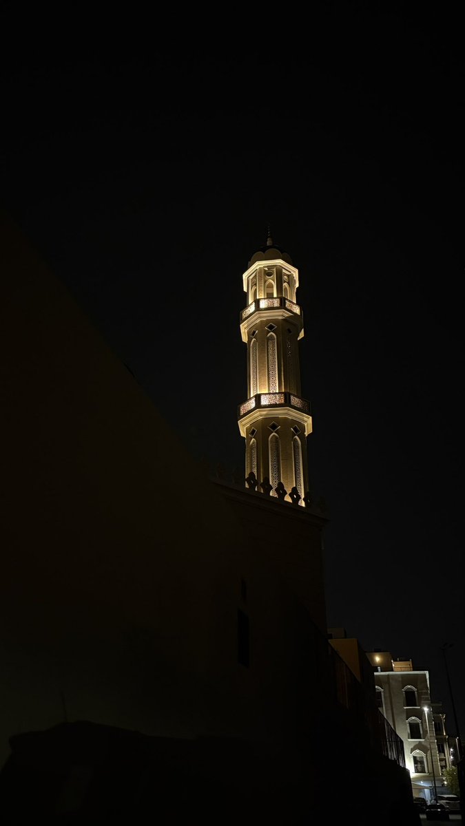 مُعاذ السرور . tweet media