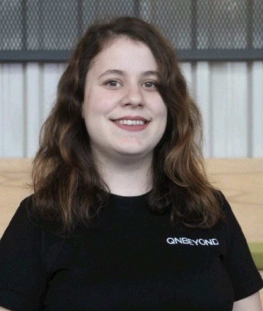 Bir gecede kimlik sahibi olan birisinin torunu Serenay Kekeç.

📌 İsrail'de iki yıl askerlik yapmış.
📌 Türkiye'ye işgalci diyor.
📌 QNB Finans'ta yöneticiymiş
📌 Olası bir Türkiye-İsrail savaşında gözünü kırpmadan Türk komşularını gözünü kırpmadan öldürür.

Öyle bir gizlenmişler