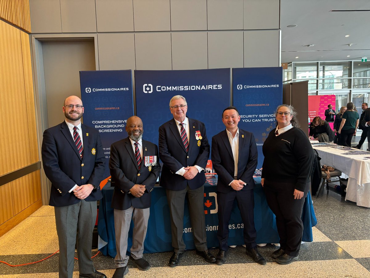 CmresMB's tweet photo. As a Chamber Leader, Commissionaires Manitoba is on site at the @winnipegchamber State of the City with Mayor Scott Gillingham.

Our team is here to connect with Winnipeg’s business community and discuss how safety and security support a strong and resilient city.

#WCCSOTC https://t.co/xTUPUlKUNS