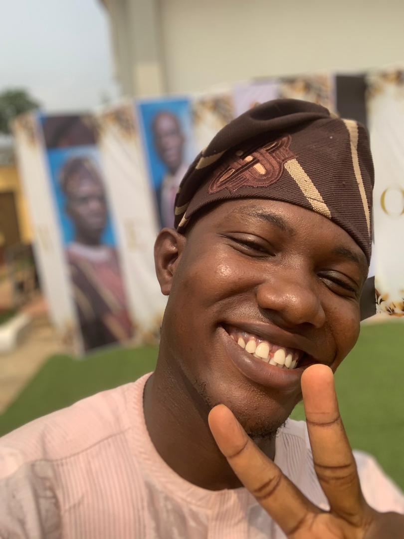 My dad turned 60 yesterday and also retired from Ogun state Teaching service commission 🎉🎉🎉🎉