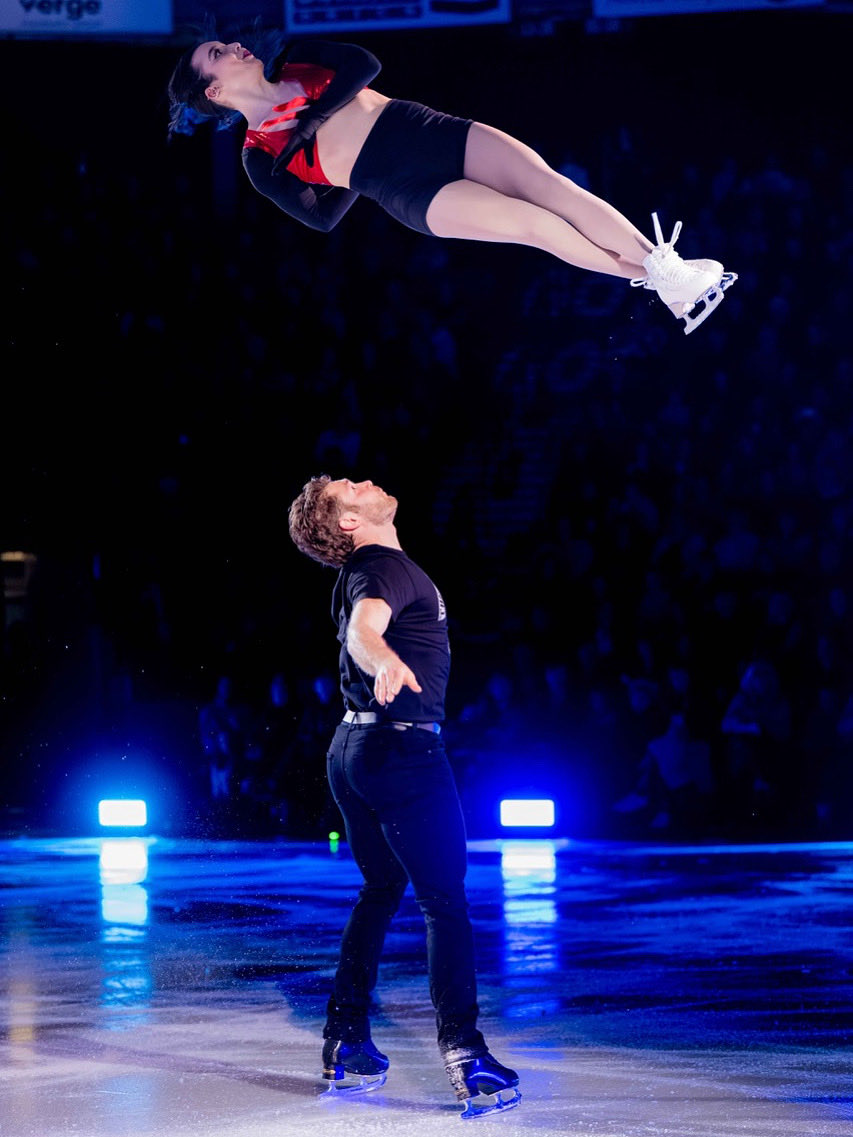 Stars on Ice tweet media