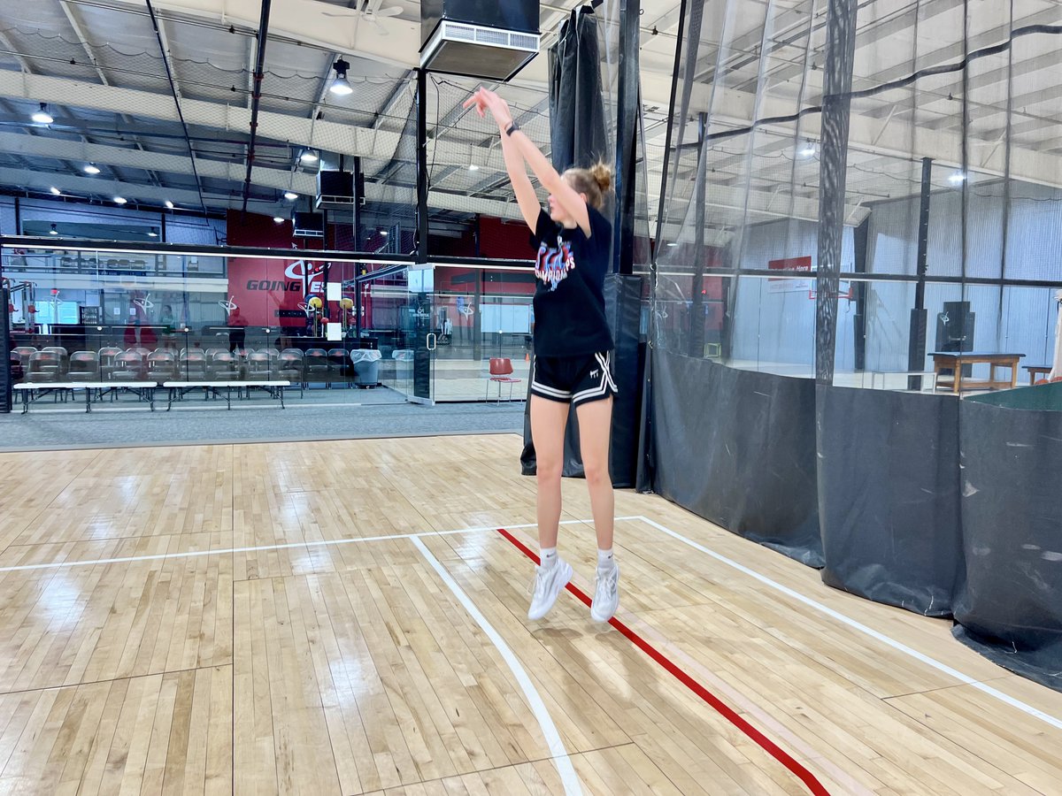 Adam Barnes tweet media