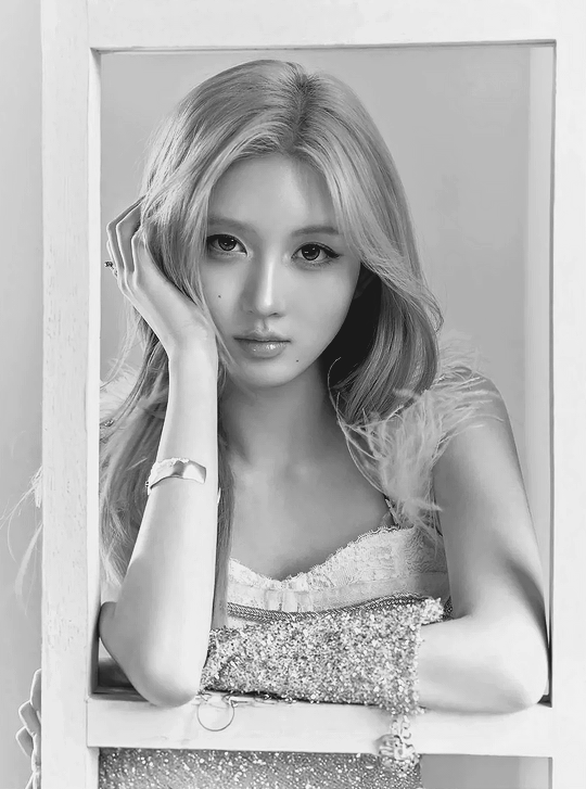 Kr_Pics's tweet photo. Gaeul ♡ IVE
// Focus Star Magazine October 2025 // https://t.co/OtYcHbM5ks