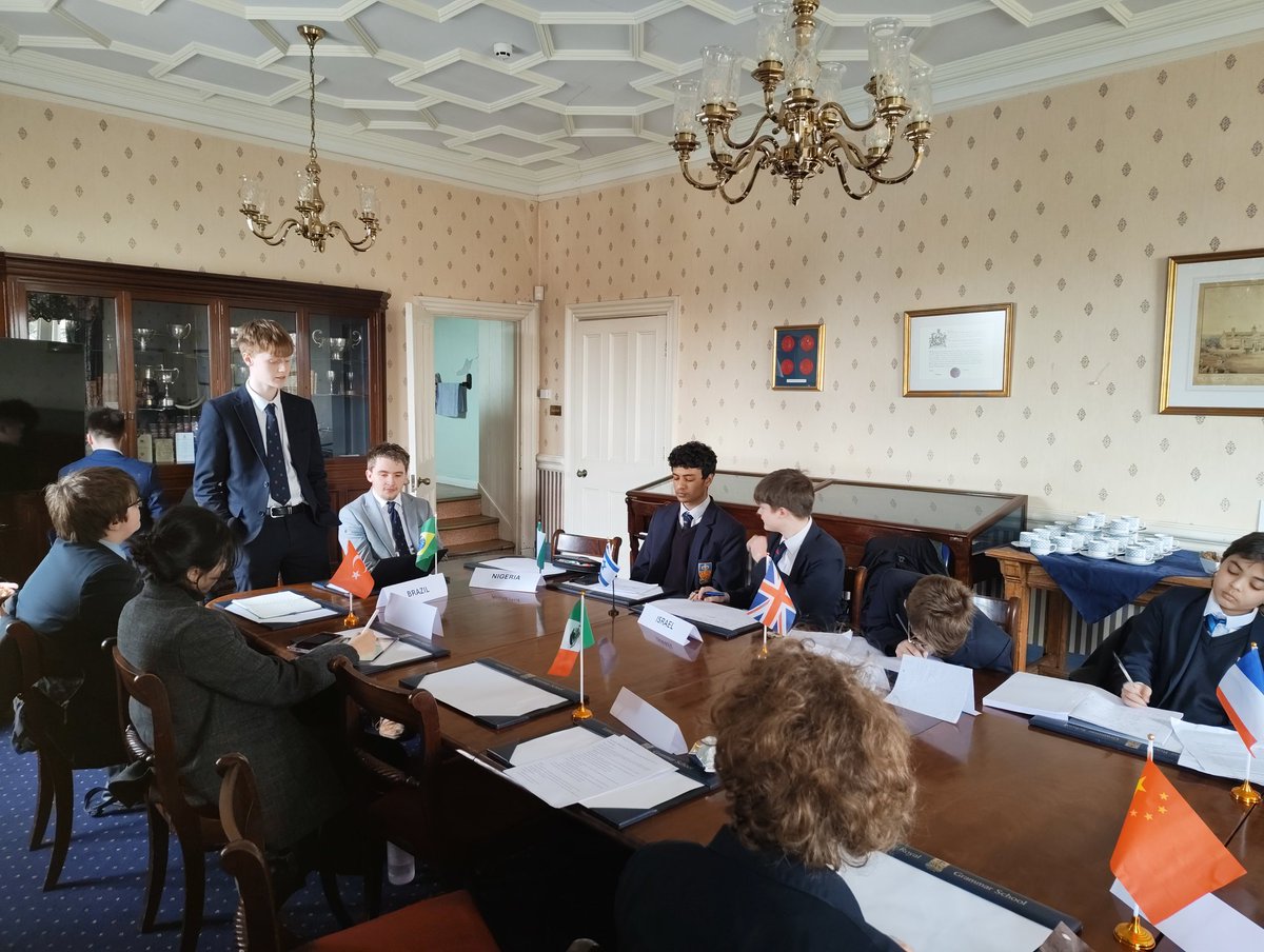 LRGS Politics Dept tweet media