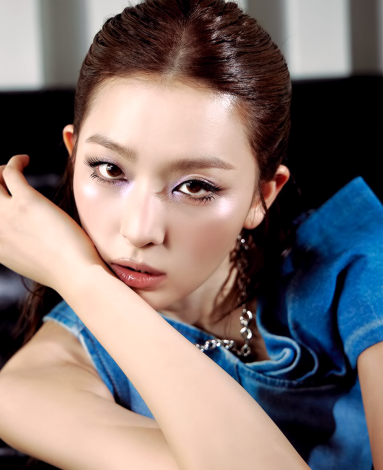 Kr_Pics's tweet photo. Seulgi ♡ Red Velvet
// Knight China Magazine September 2025 // https://t.co/xC4sYnUnfT