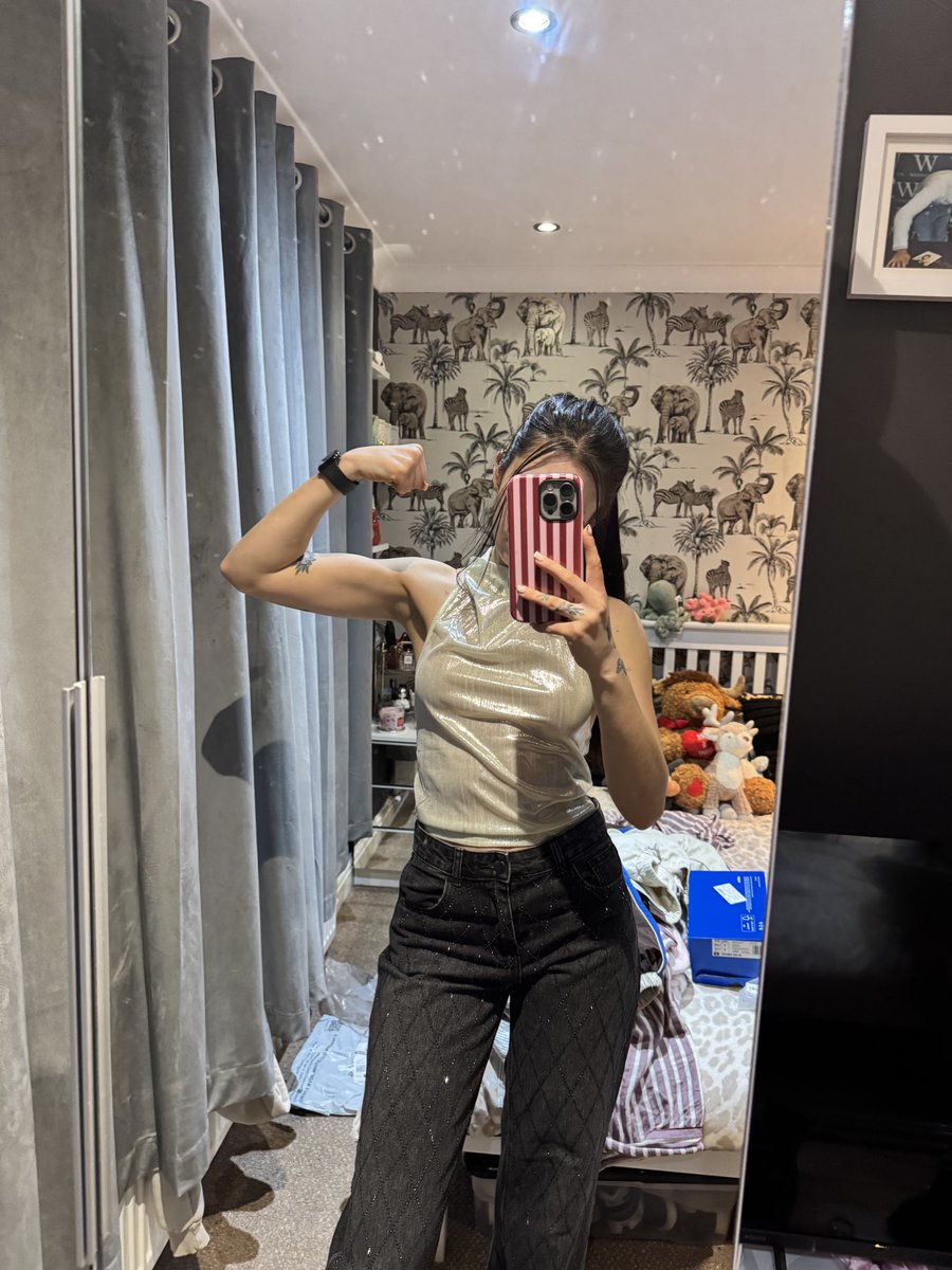 Caitlin Dolan🍒🎱 tweet media