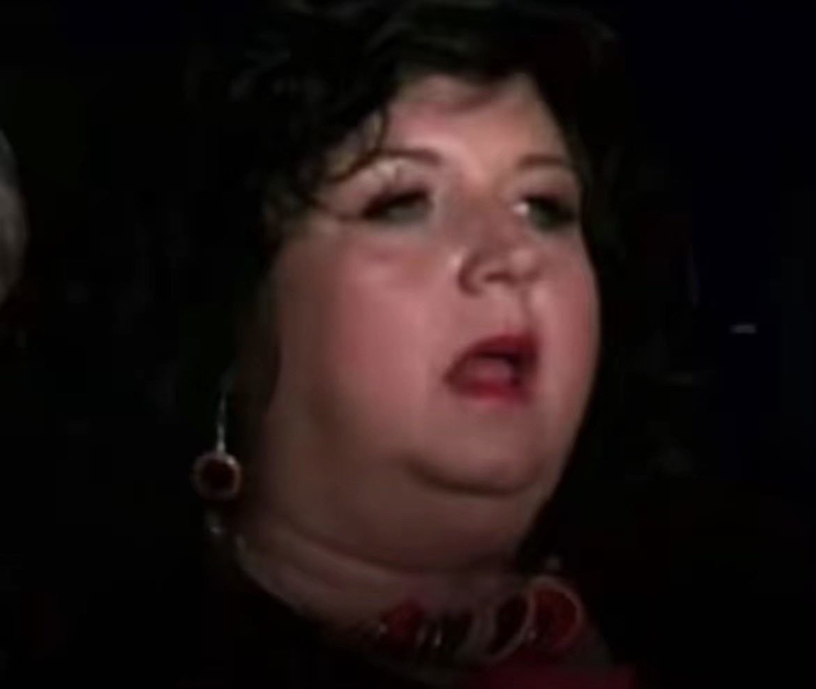 christina♡ tweet media