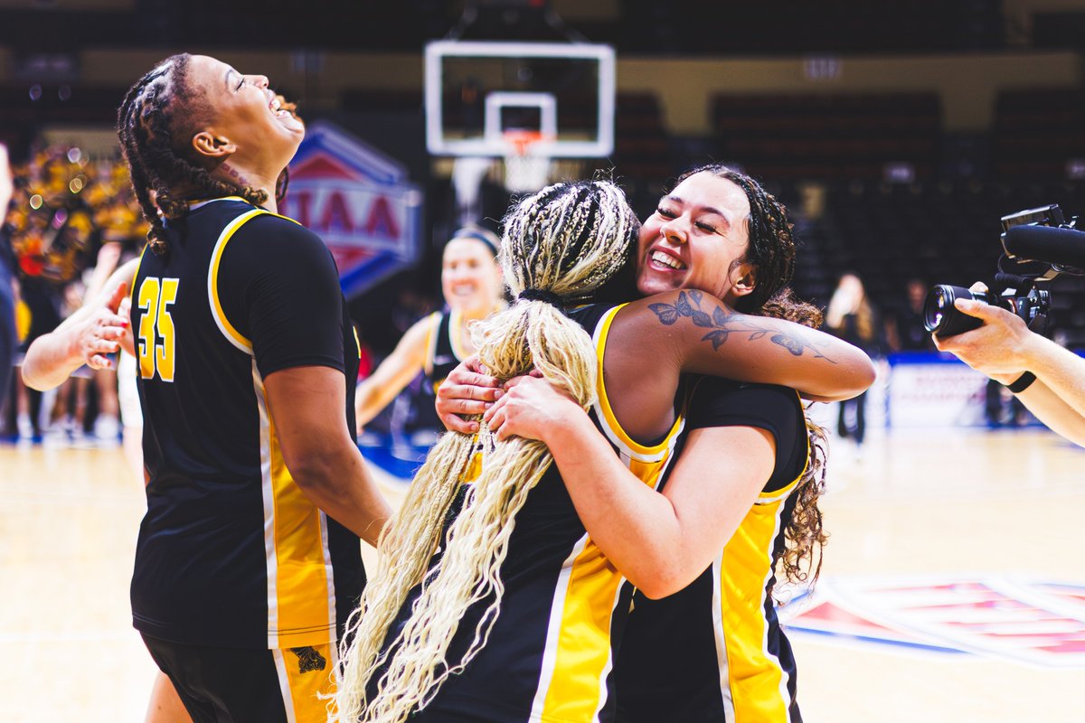 MoWest Athletics tweet media