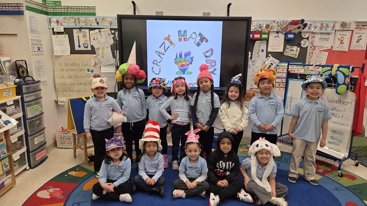 Ms.Stephanie Morales 🌎📚♥️👩‍🎨 tweet media