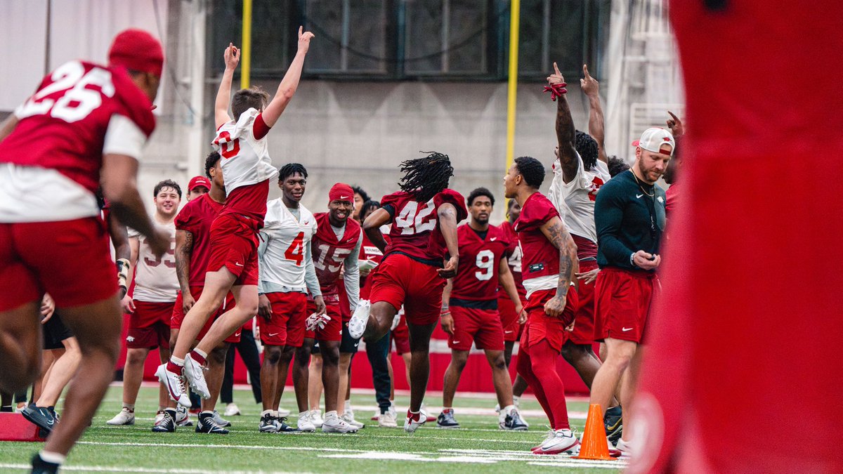 Arkansas Razorback Football tweet media