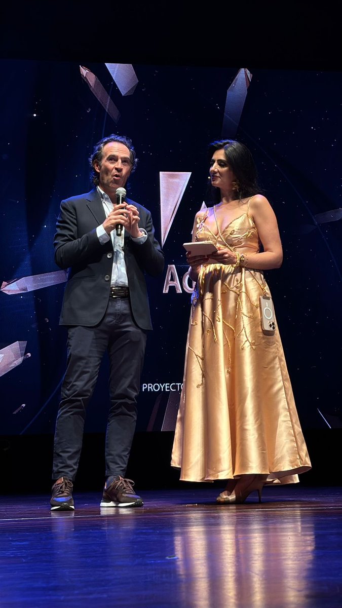 Yesenia valencia tweet media