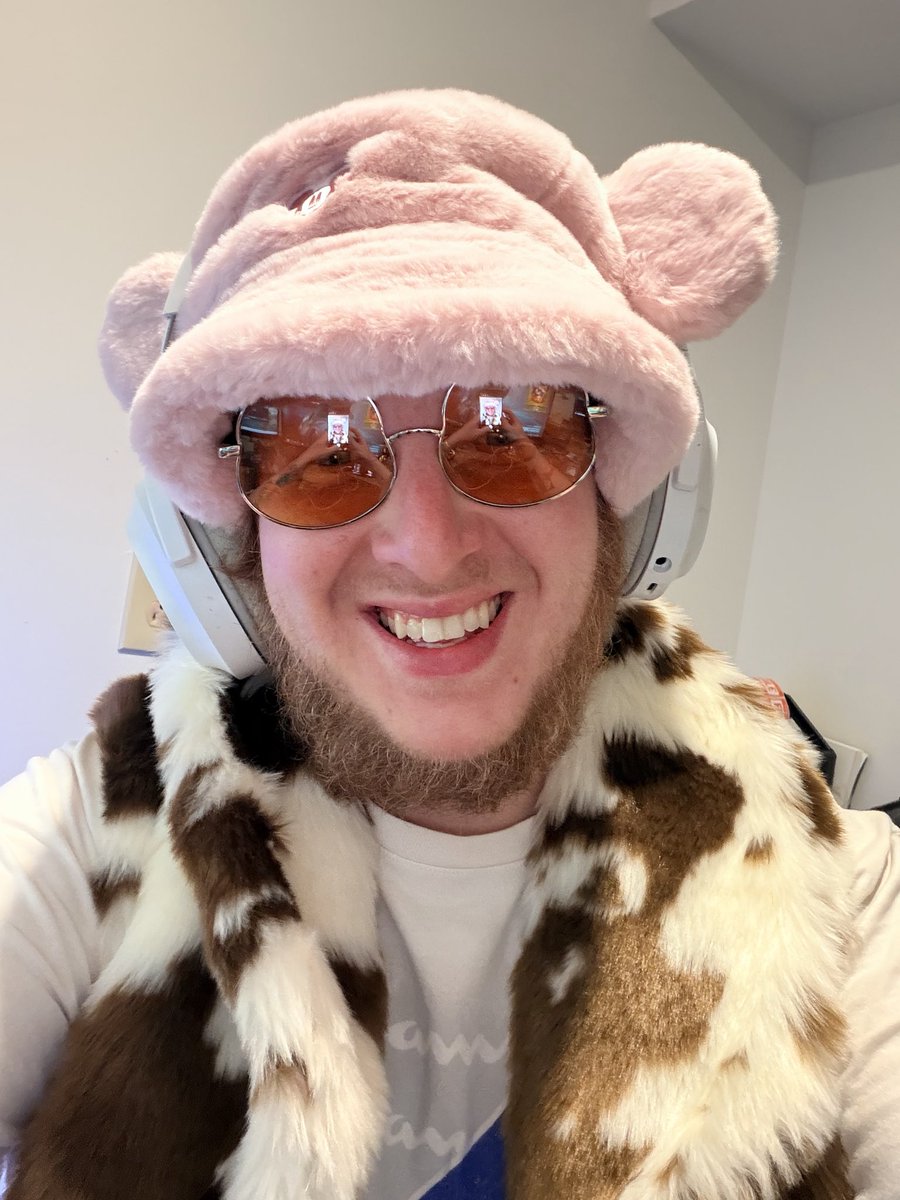 COD_Casper's tweet photo. Going live 

#Twitch https://t.co/cYVKacOOxm