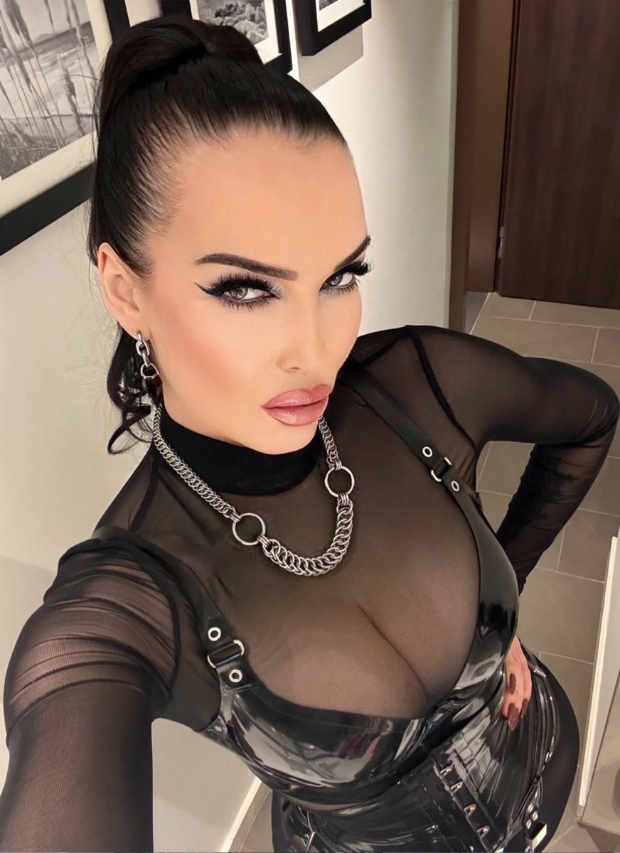 𝓖𝓸𝓭𝓭𝓮𝓼𝓼 𝓚𝓪𝓻𝓪 🔞 tweet media