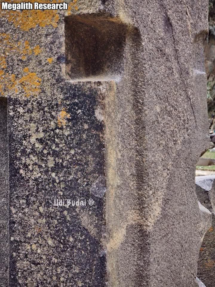 1/2
Las inusuales piedras megalíticas de Olantaytambu.

No solo desconocemos cómo se hicieron, sino que ni siquiera sabemos por qué se hicieron ni dónde se pretendía usarlas.

Este sitio cuenta con unas rocas talladas asombrosas y misteriosas que permiten admirar la destreza de