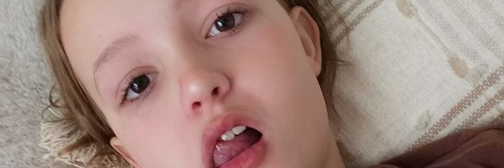 AngelaEdina09's tweet photo. Can we talk?✋ https://t.co/eS0CyXEMez