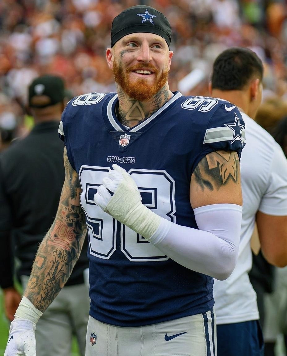 NFL_DovKleiman's tweet image. 𝗥𝗨𝗠𝗢𝗥𝗦: The Cowboys thought they were close to getting a trade done for Maxx Crosby last night, per @wingoz 

Other teams jumped in and offered multiple first-round picks, causing the Cowboys to back out.

Expect Dallas to now shift their focus to Trey  Hendrickson.

🤯🤯🤯