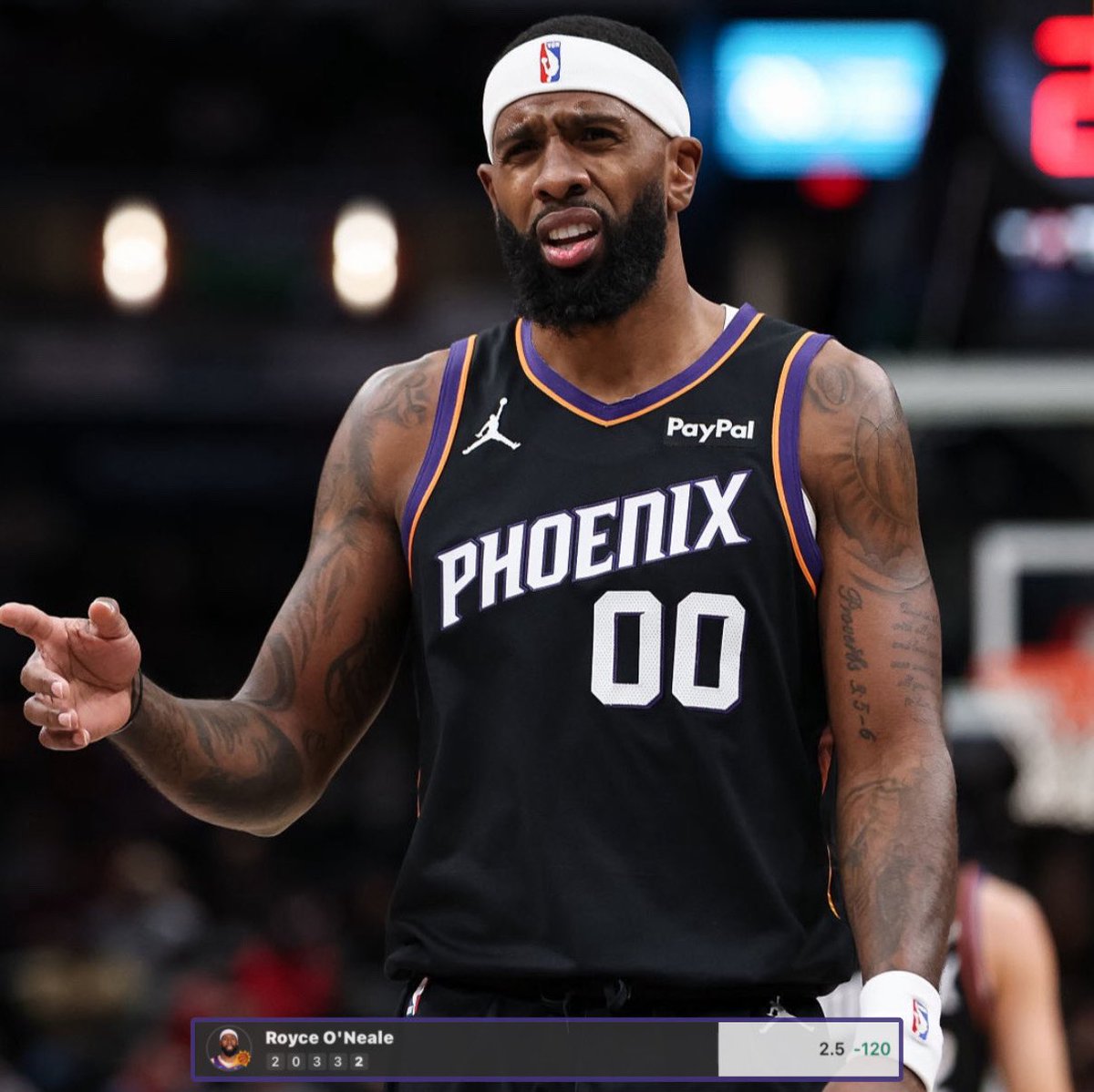 QuentinLocks's tweet image. BET ON ROLLS ROYCE TODAY💨

Royce O’Neale O 2.5 3PM
(-120 Bet365 | #SunsUp )

NBA Thursday Prop #3🏀
❤️50 LIKES FOR THE NEXT PROP!

Getting back to Royce tonight. Great spot for him to rain in some from deep…

The Suns are without Dillon Brooks, Jordan Goodwin and Mark Williams