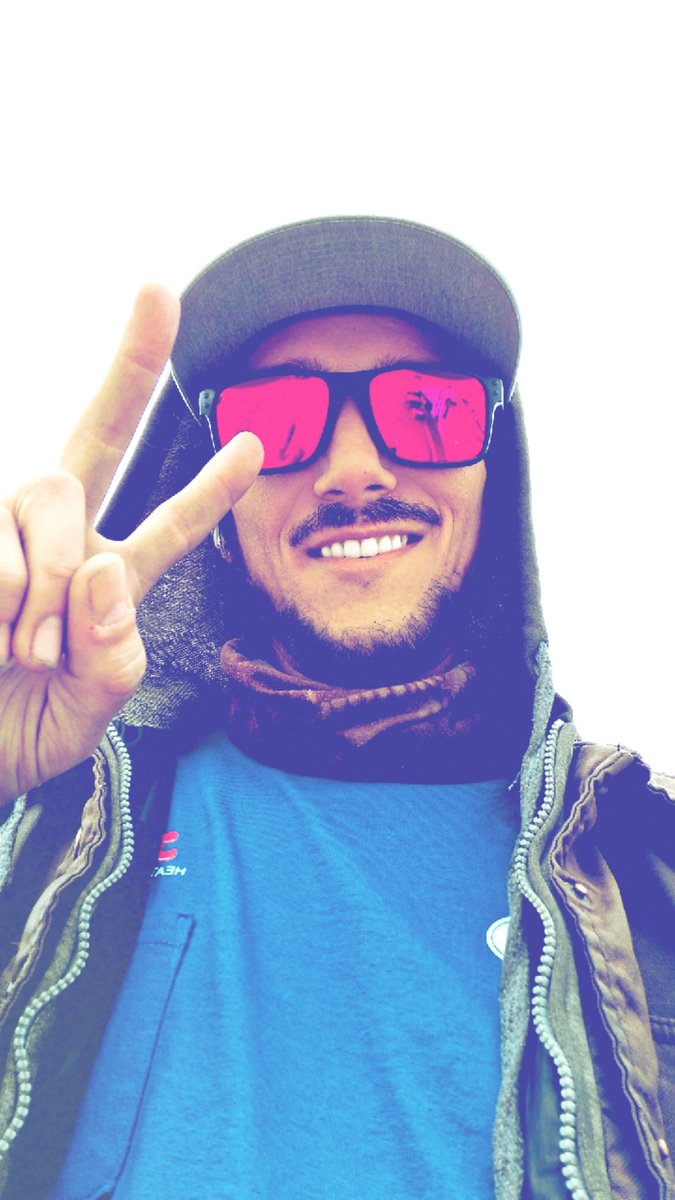 barbErik tweet media