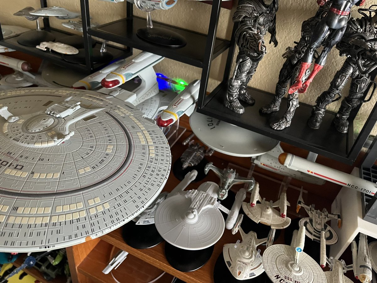 Sean Tourangeau - Designer Luna Class Titan tweet media