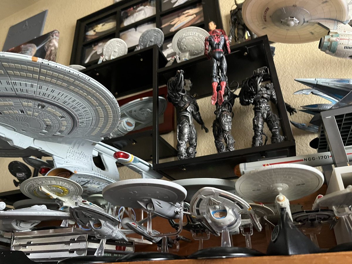 Sean Tourangeau - Designer Luna Class Titan tweet media