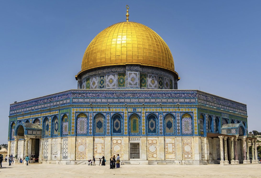 iihtishamm's tweet photo. Israel cancels Friday prayers at Jerusalem's Al-Aqsa Mosque. https://t.co/zYNcwXCPKx