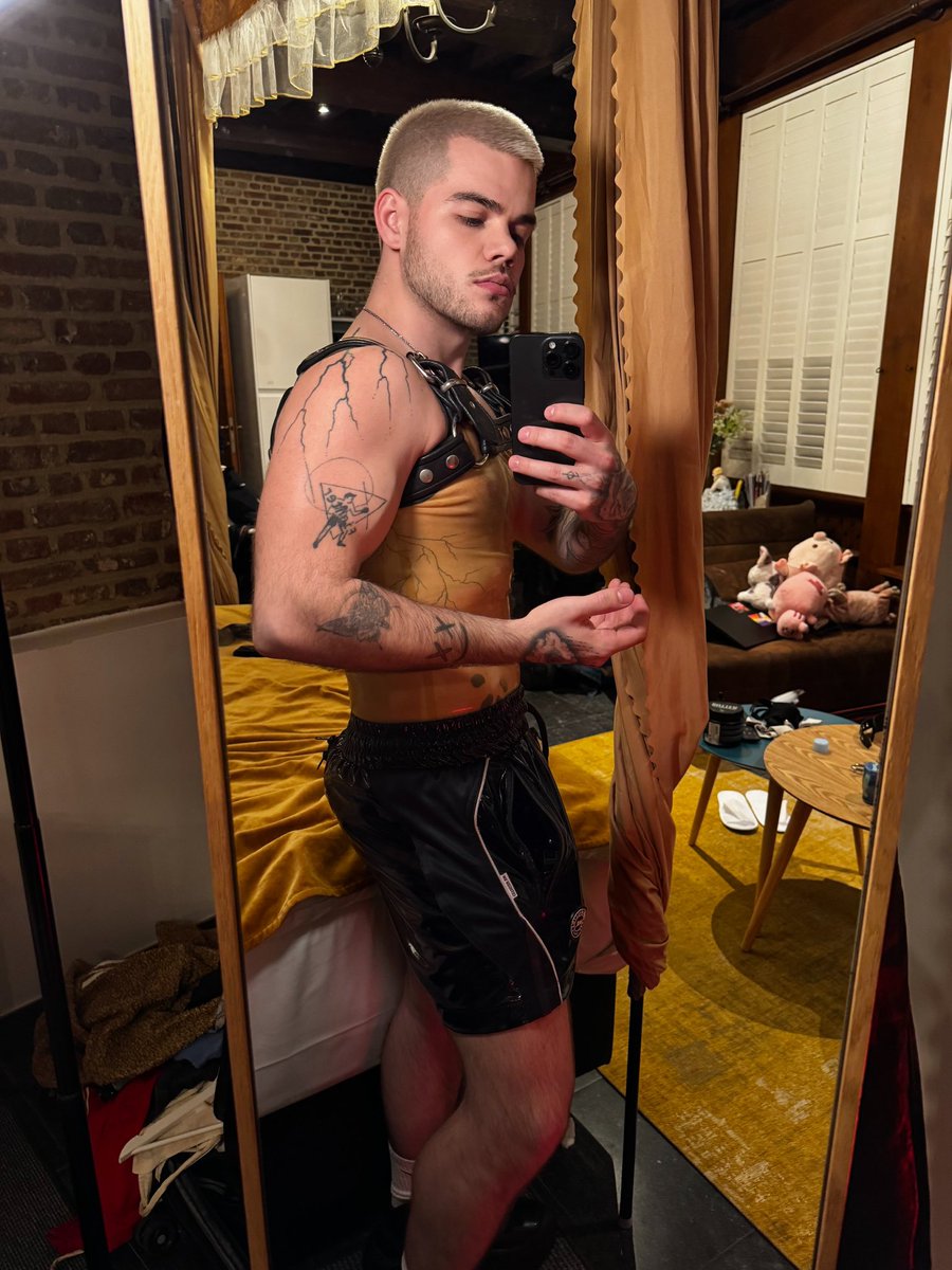 Master On Twinks 😈🖤⛓️ tweet media