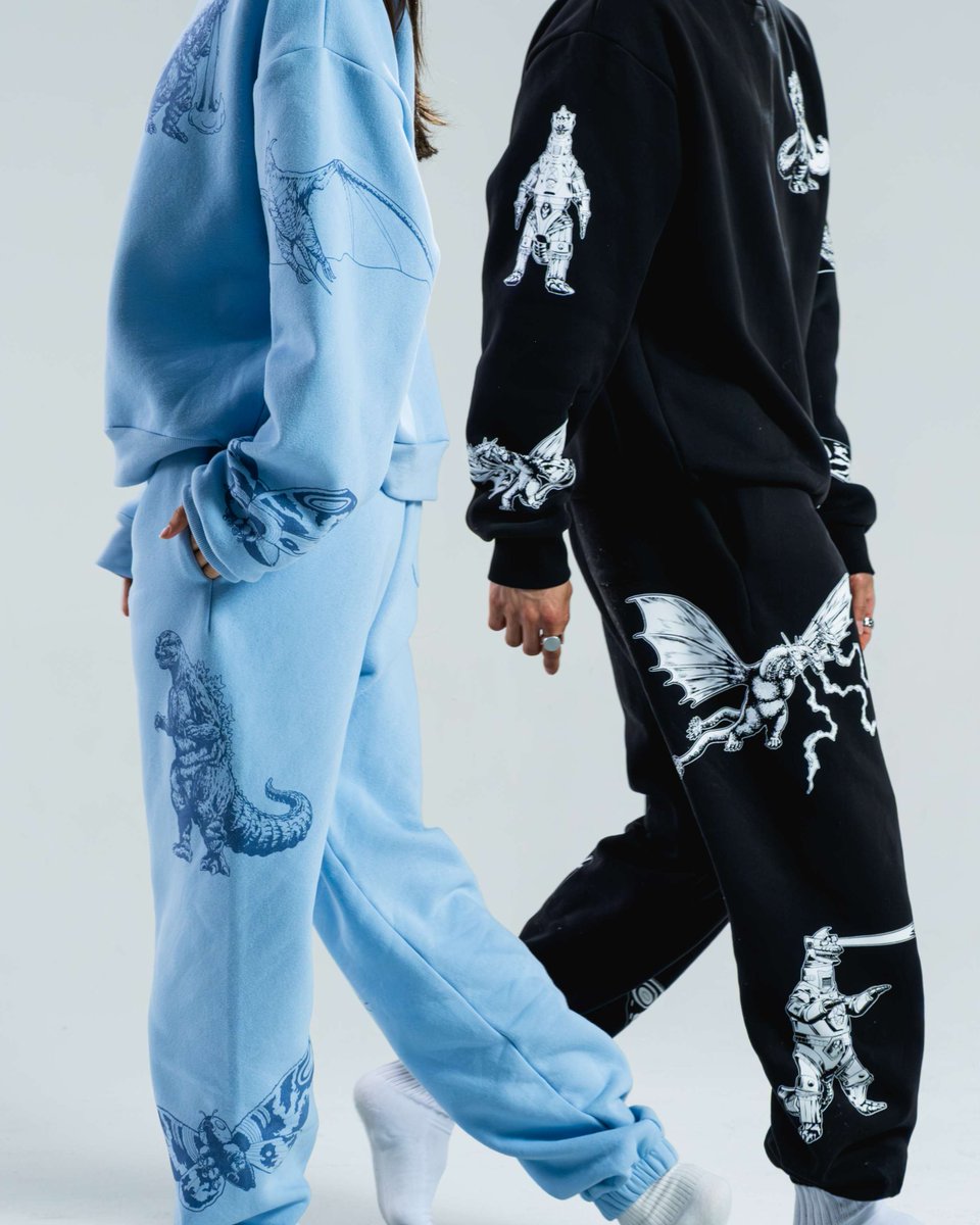 GodzillaS_US's tweet photo. Back by popular demand. 🔥

New kaiju sweatsuit colors just landed. Pre-order now: https://t.co/AuXGK7c8qh https://t.co/oQ41YqCgCT