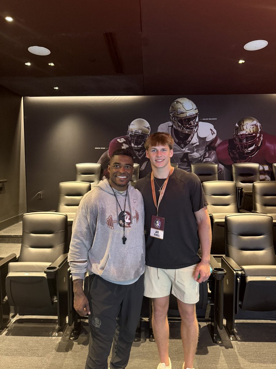 Jayschell1015's tweet image. Very blessed and honored to receive a scholarship offer from @FSUFootball!!! #NoleFamily🍢#GoNoles #BUILT4ships 🦅 @RabunGapEagles @coachdtwhite @Coach_Norvell @ErnieSims34 @FSUCoachTW @CoachT_Stone