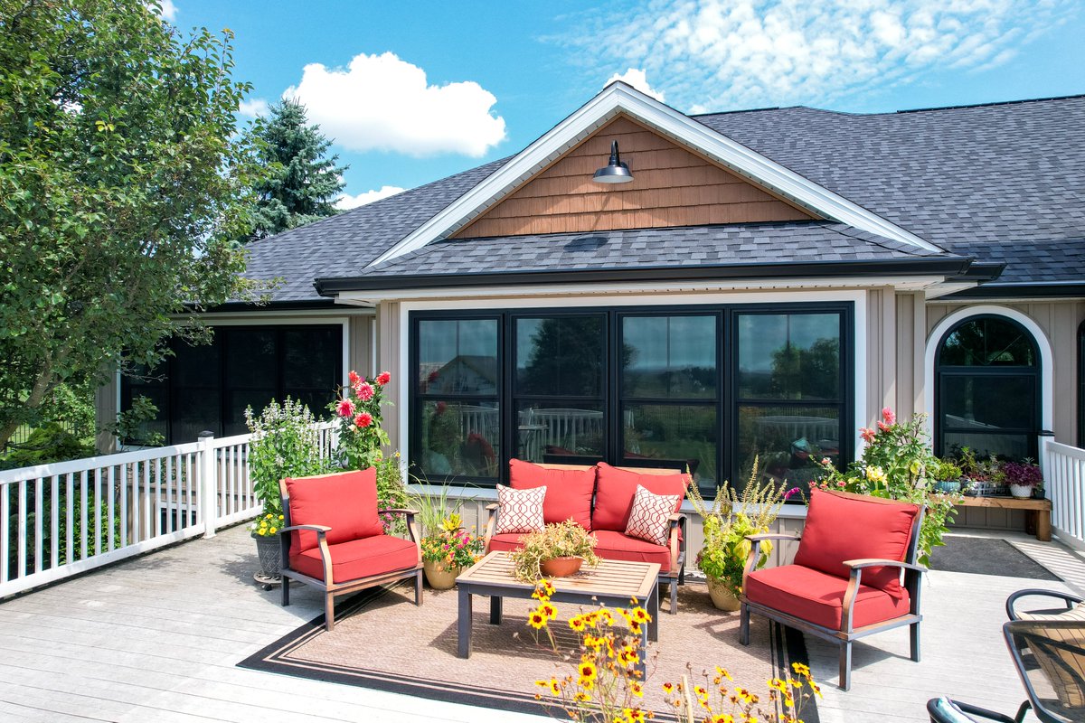APCO_Team's tweet photo. Black windows can add a sleek, modern touch to any home. Elevate your home’s style with our gorgeous ProVia Endure Mulled Double Hung windows in Textured Matte Coal Black with Internal Grid!

Winter discounts extended into March, contact us today for a free quote! https://t.co/ug81JaHrb1