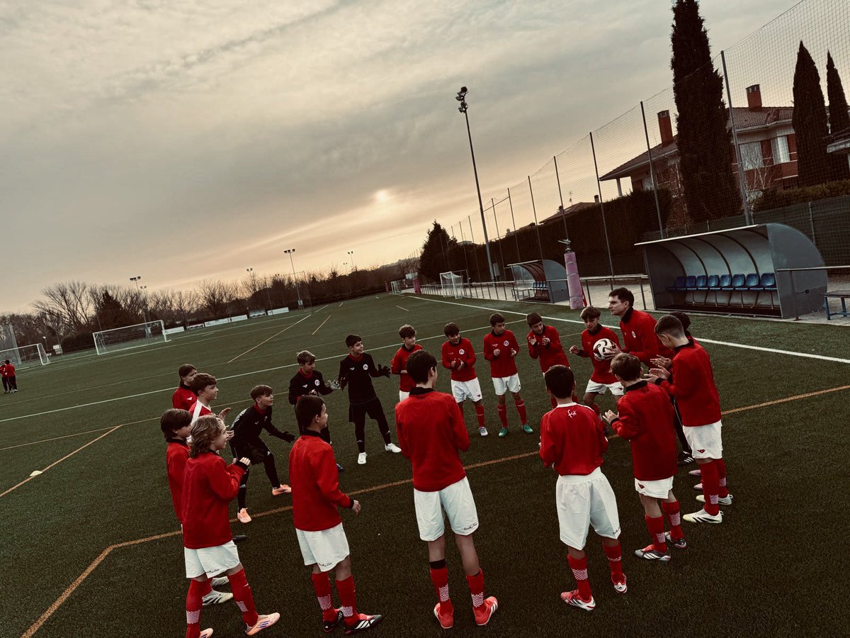 Héctor Jiménez Pose tweet media