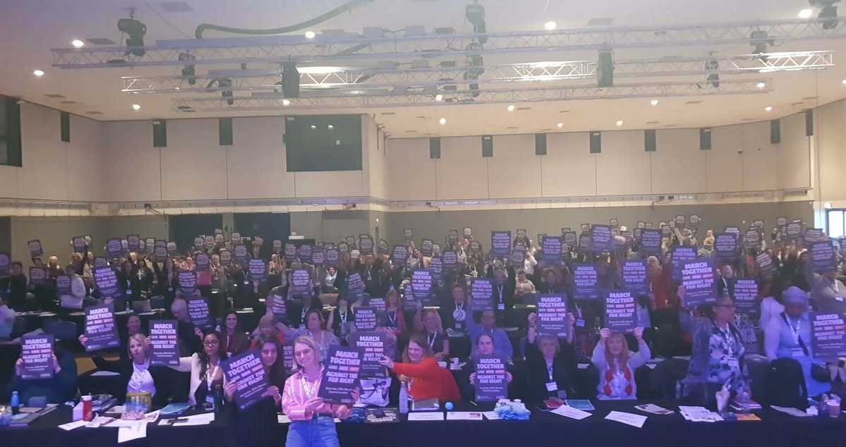 Stand Up To Racism tweet media