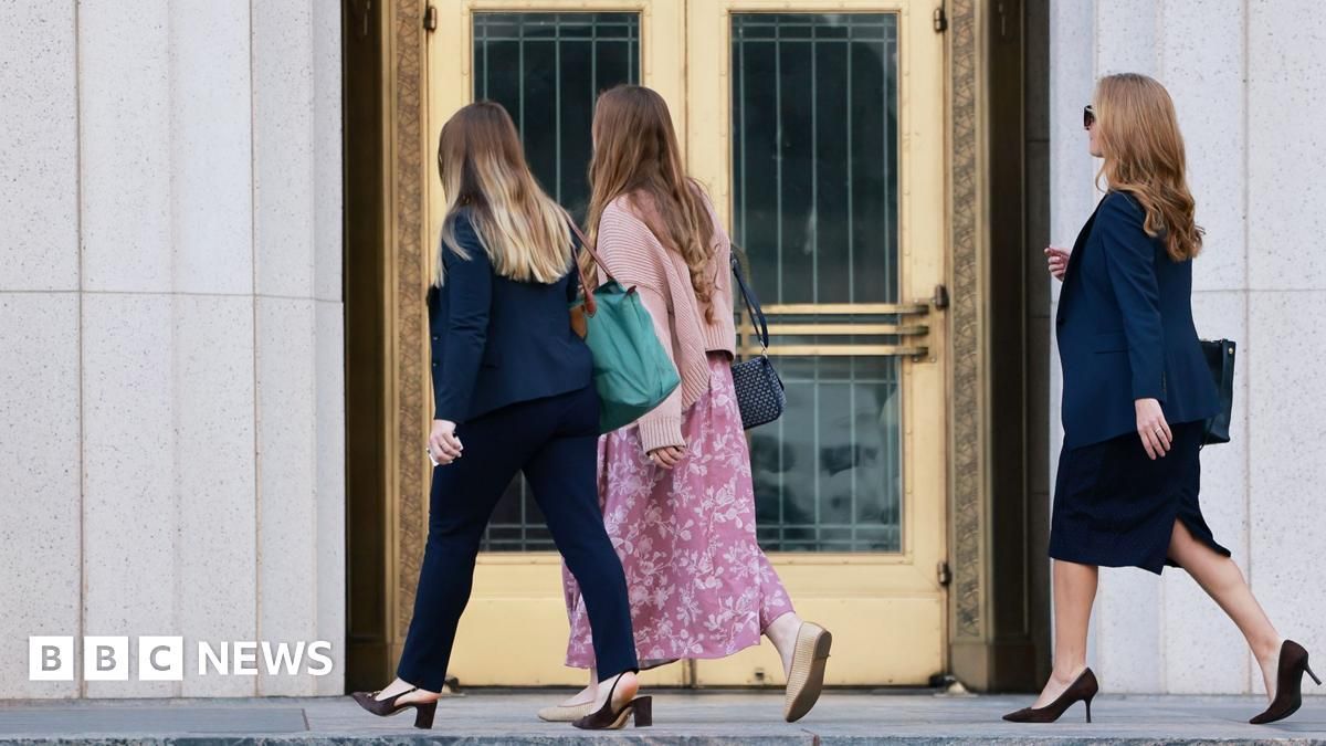 Positive Social charity tweet media