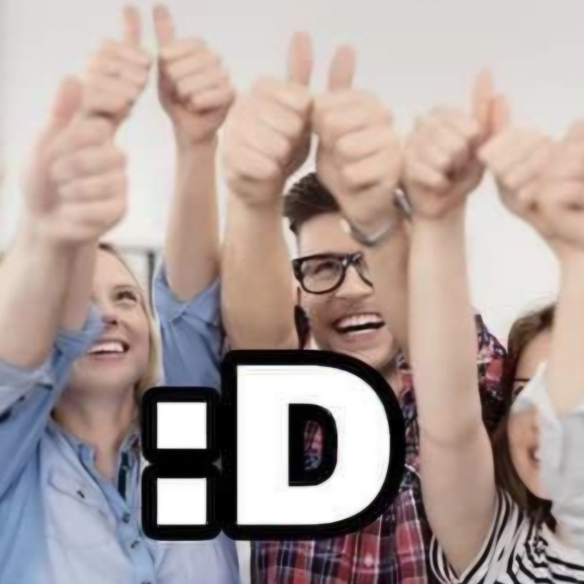 DistortedEmerald tweet media