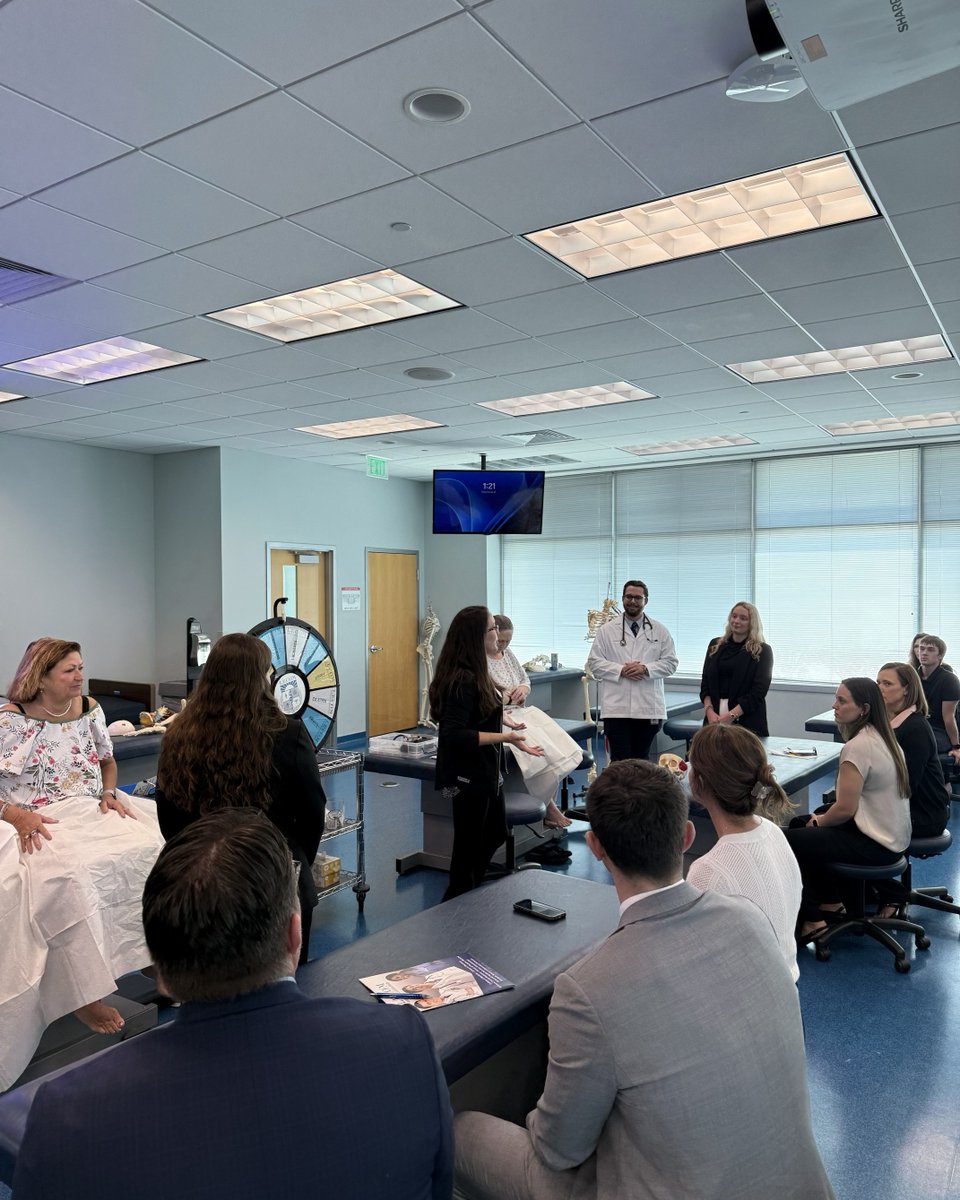 1LECOM's tweet image. Accepted Students Day ✔️
Future DOs visited LECOM Bradenton to experience the campus, connect with faculty, and take the next step toward a career in osteopathic medicine.
Big dreams. Bigger impact ahead.
#LECOMBradenton
#Futuredoctors