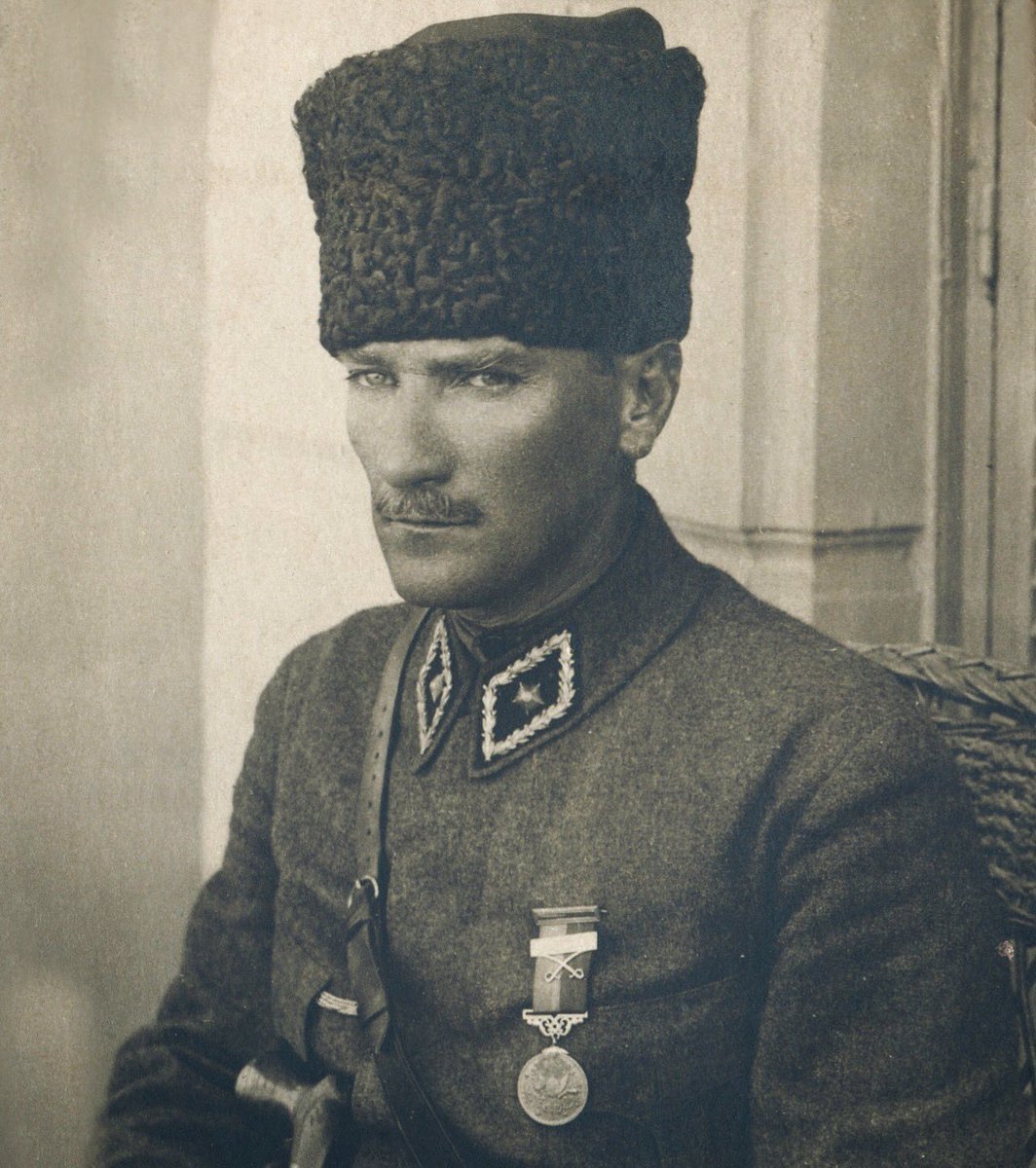 onur_1283's tweet photo. "Ben yaşayabilmek için mutlaka bağımsız bir milletin evladı olarak kalmalıyım." (Atatürk,1921) https://t.co/mgA8XWIIAV