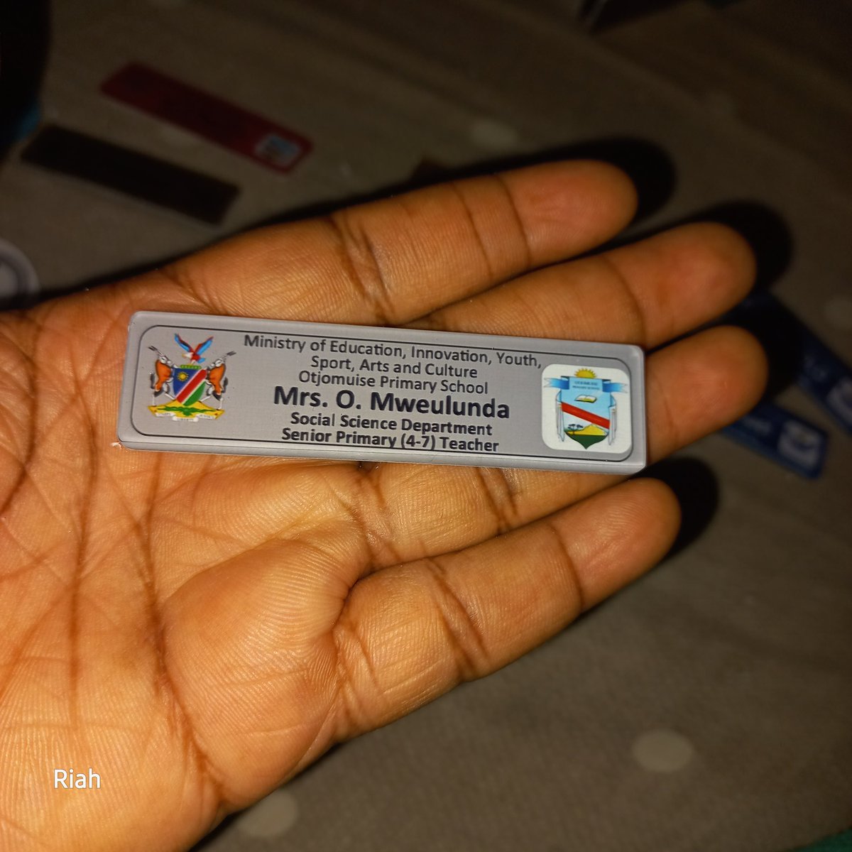 Meme_wiilapi's tweet photo. Exhausted but still pushing… because bread is bread. 💪🏽Making professional name tags for only N$70. Unique colors &amp; designs available 👌 don’t stick to boring tags. Callous 081 777 5127 
Please share with your colleagues. 🙏🏽 take a screenshot and share in your groups or status. https://t.co/bNvaqMs6EB