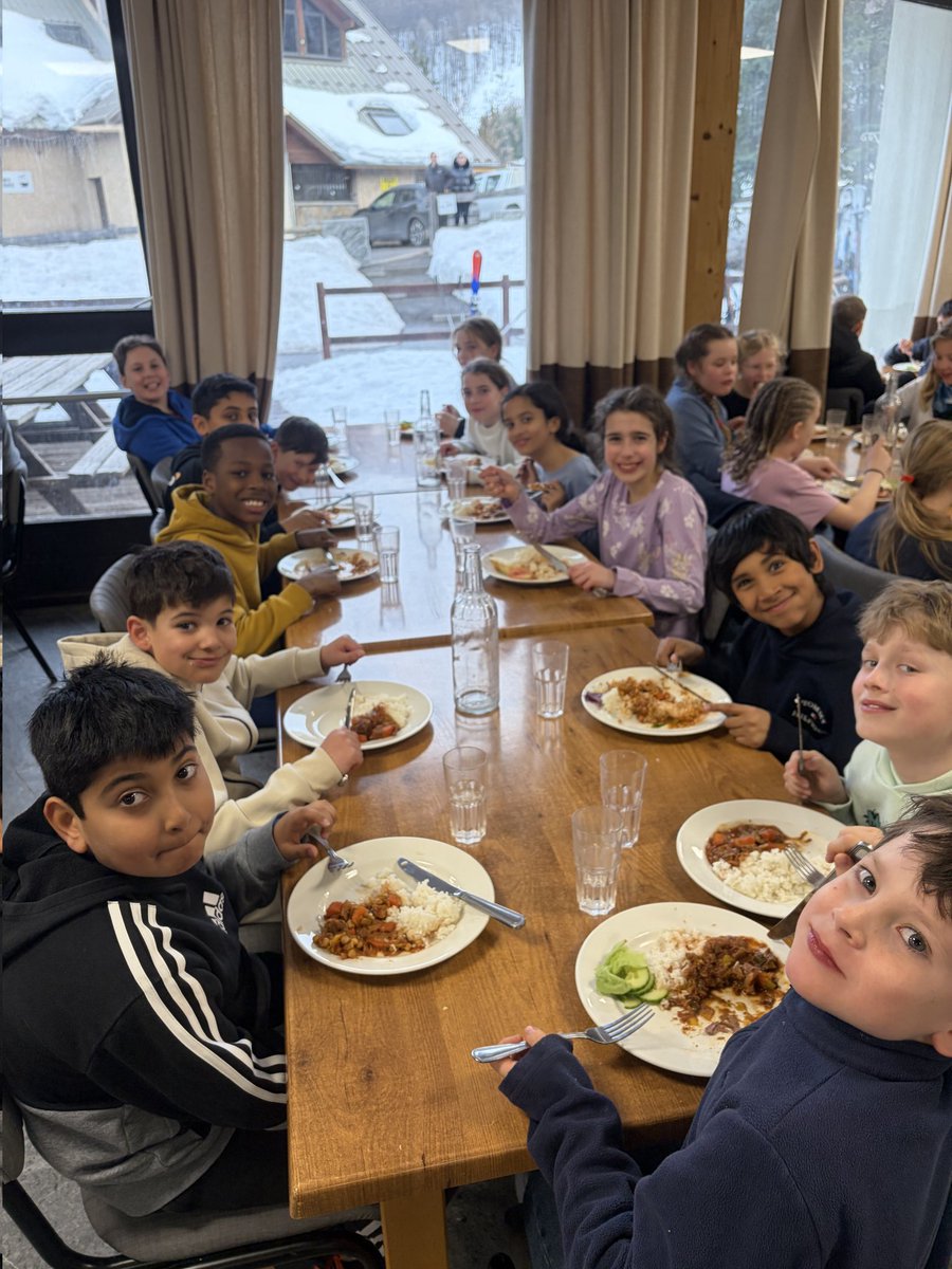 Milton Keynes Preparatory School Trips tweet media