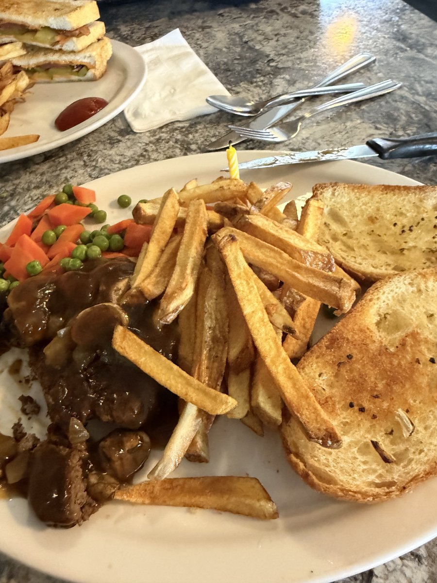 JackDrains 🇨🇦 tweet media