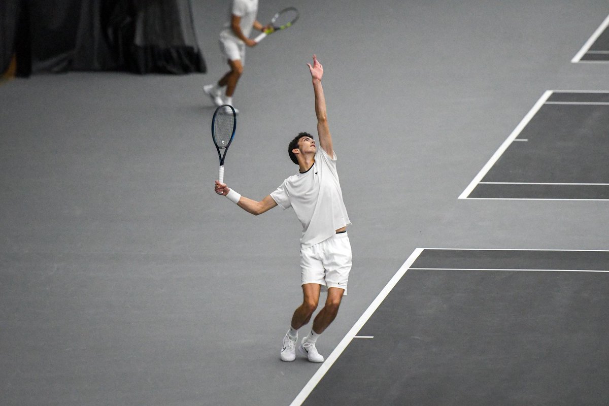 Parsa Bombs 💣 tweet media