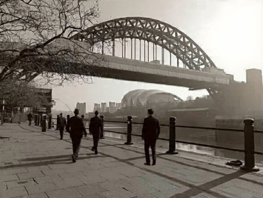 nufc2026's tweet photo. A little spin of a photo I took today
Added in a little 1940s look
#tynebridge
#Newcastle
#ne1
#quayside
#NUFC https://t.co/tBv4P6Nt20