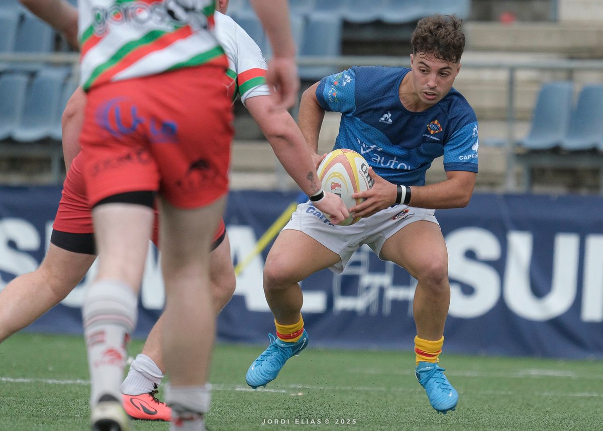 ☝️ La Lliga Nacional 𝐒𝐮𝐛-𝟐𝟑 torna diumenge al Baldiri amb un gran duel de planters!

• Jª 7 Fase Final Lliga NacionalS23
🏉 U.E. Santboiana S23 🆚 C.R. El Salvador
🏟 Estadi Baldiri Aleu
📆 Diumenge 8 de març - 11.30h

Us esperem al camp! Ferro! 💙

#FerroSantBoi