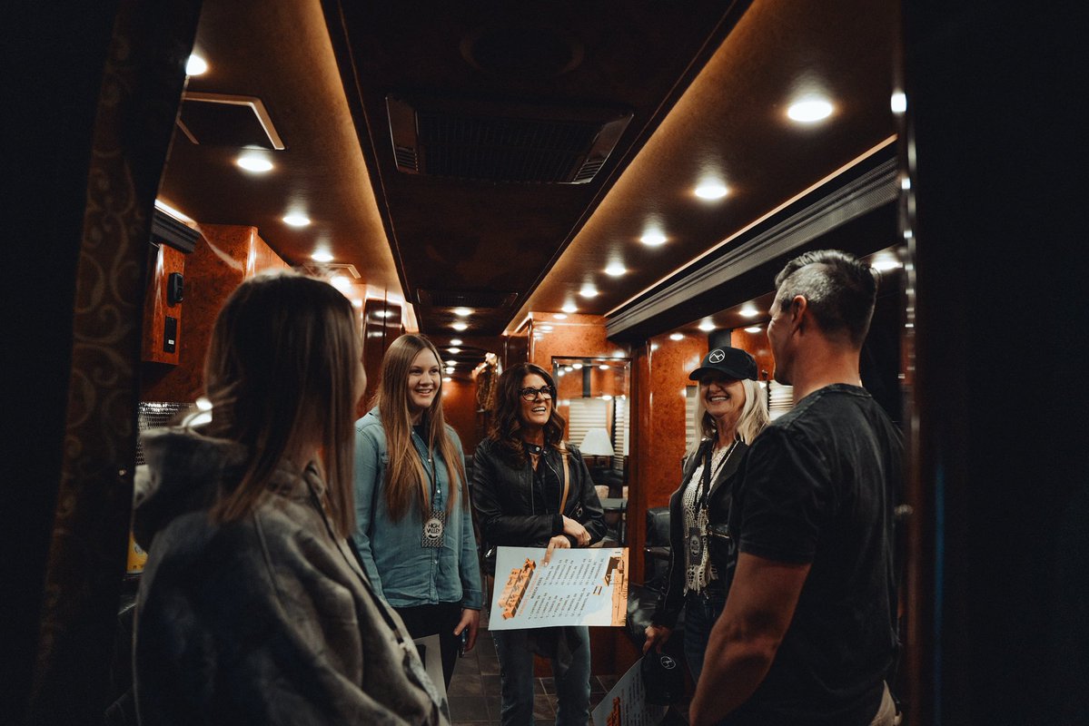 HIGH VALLEY tweet media