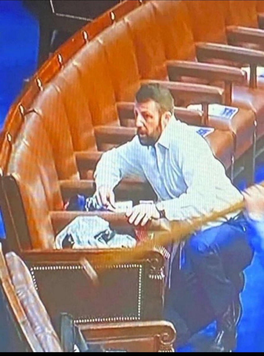 ⚡️AmericaOnly⚡️ tweet media