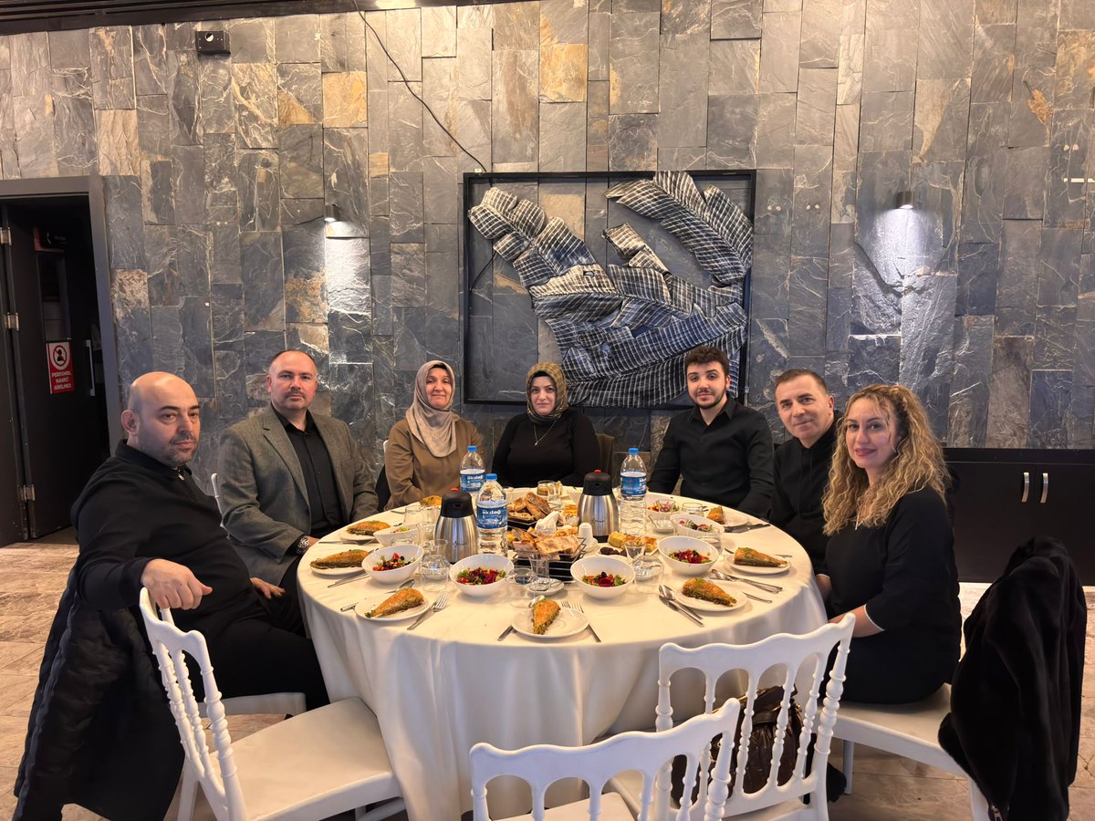 Makina Mühendisleri Odası Samsun Şubesi Üyeleri, Aileleri ve Öğrenci Komisyonu Üyeleri, 5 Mart 2026 Tarihinde Düzenlenen İftar Programında Bir Araya Geldi.