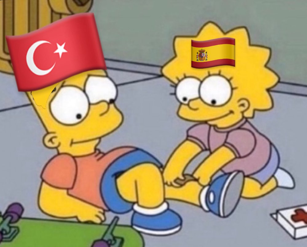 spainxturkey's tweet photo. Turkish friends, we love you https://t.co/R43WGIE3V5