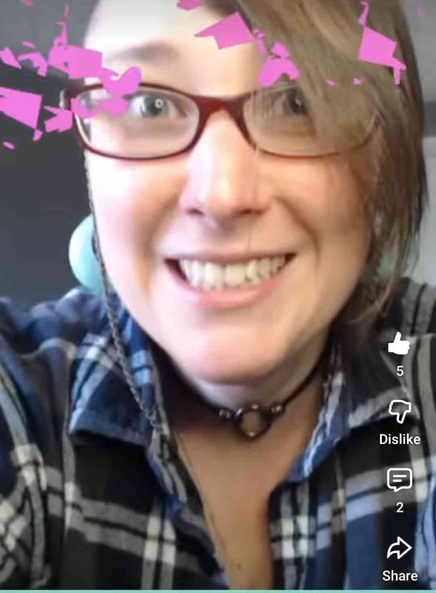 ~ Chesh 🇨🇦~ tweet media