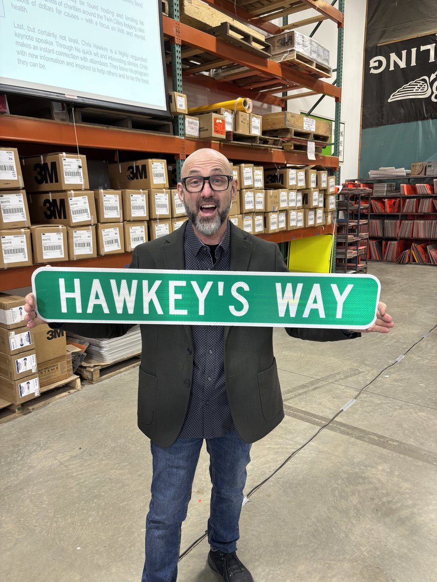 Chris Hawkey tweet media