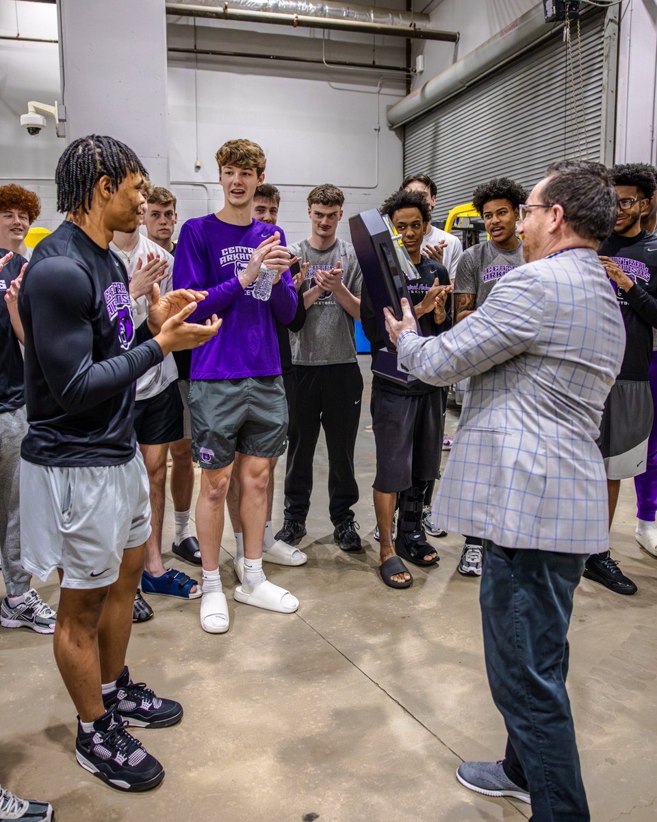Central Arkansas Basketball tweet media