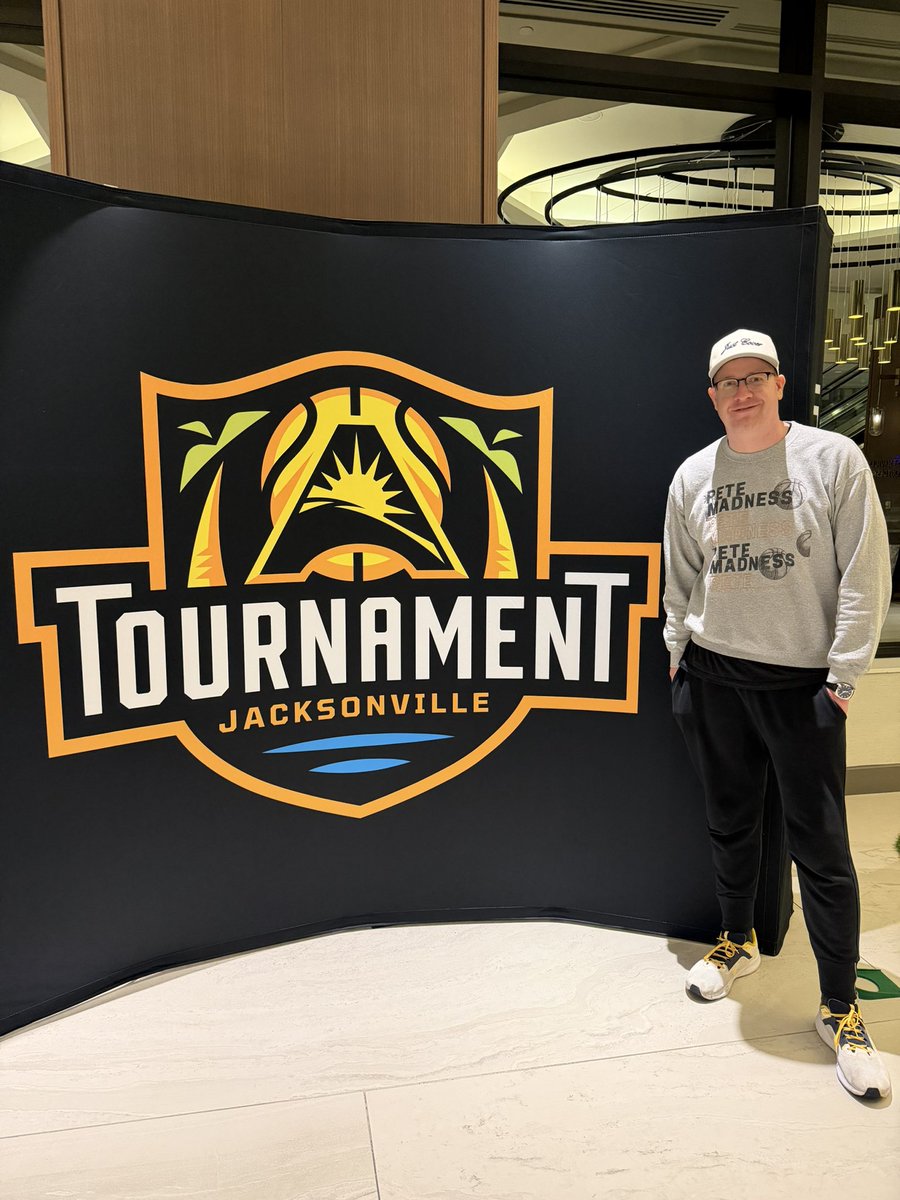 petemadness's tweet photo. We out here! #ASun conference tourney
#PeteMadness #JustCover https://t.co/nmtClNa0Bc